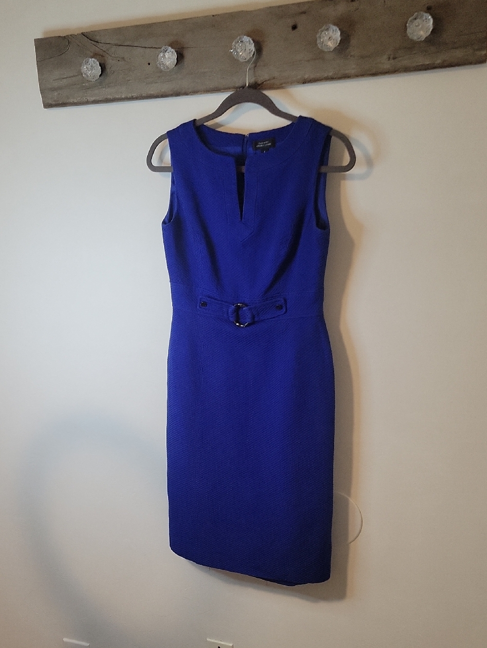 Tahar /A. Levine Sleeveless Royal Blue Sheath Dress with Waist Belt SZ 4
